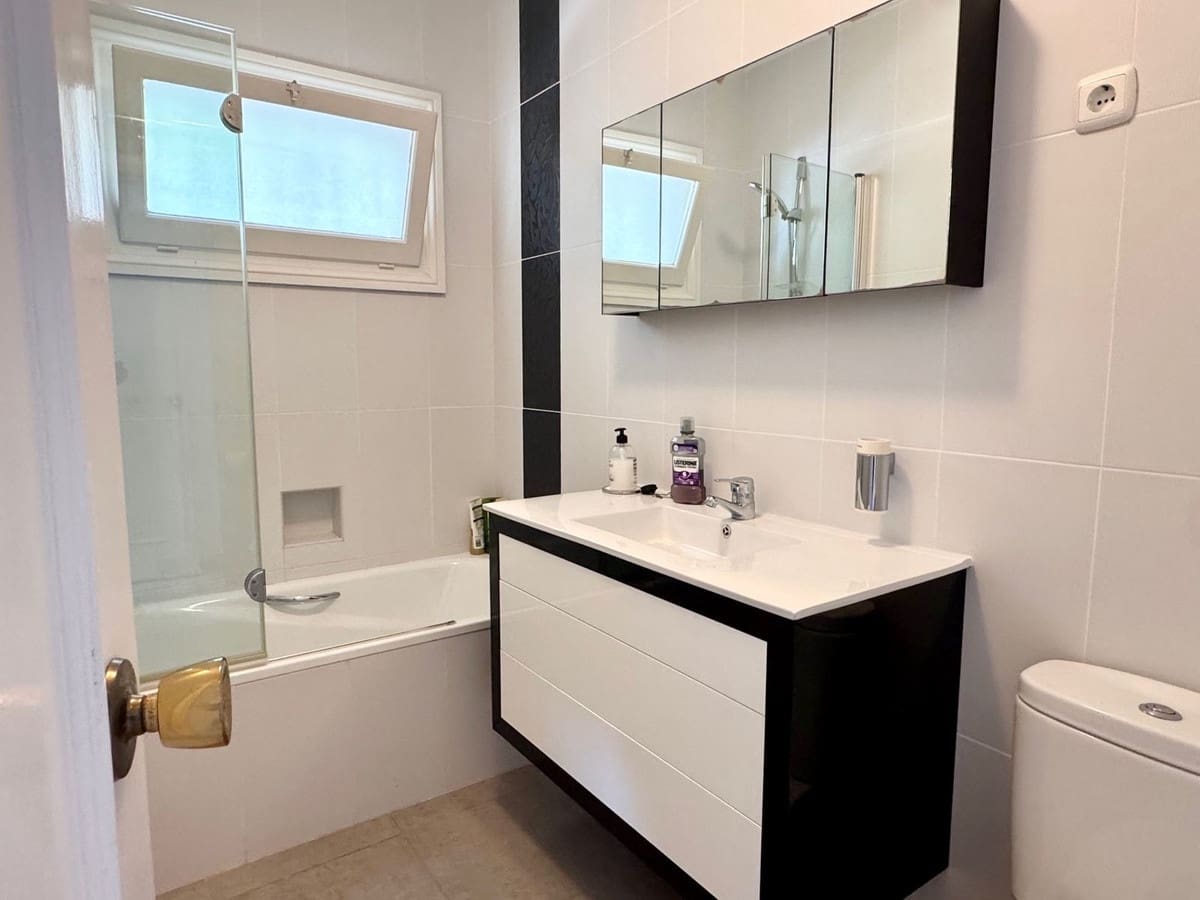 3 soverom Villa til salgs i Calahonda med svømmebasseng - € 650 000 (Ref: 9748235)