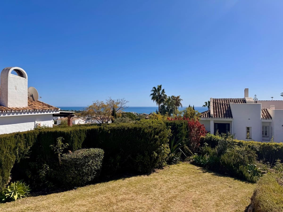 3 soverom Villa til salgs i Calahonda med svømmebasseng - € 650 000 (Ref: 9748235)