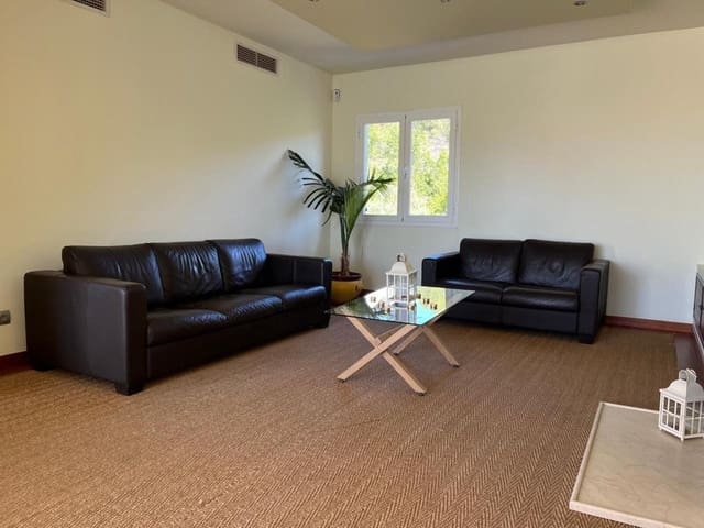 2 soverom Leilighet til salgs i Lomas De Marbella, Marbella med svømmebasseng - € 465 000 (Ref: 9748236)