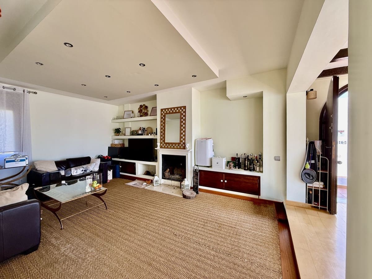 2 soverom Leilighet til salgs i Marbella med svømmebasseng - € 465 000 (Ref: 9748236)