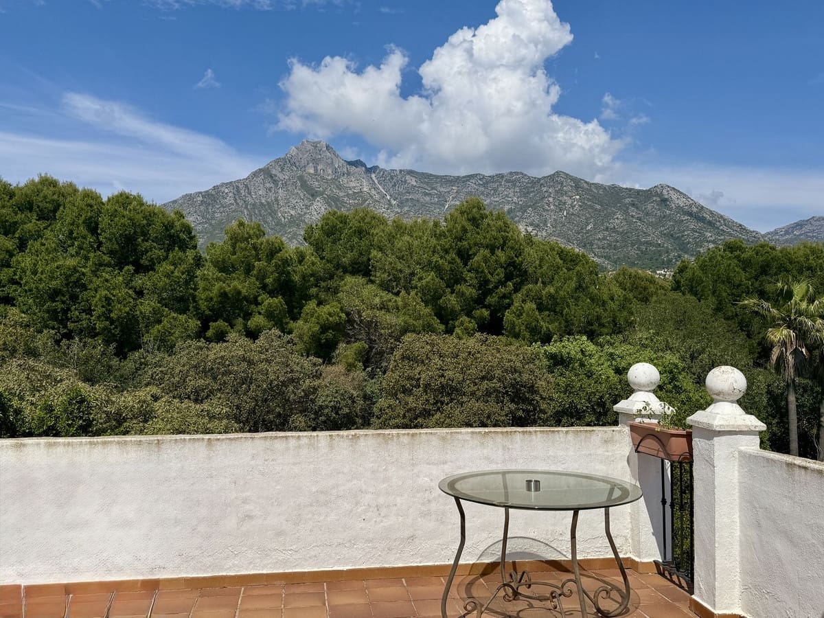 2 soverom Leilighet til salgs i Marbella med svømmebasseng - € 465 000 (Ref: 9748236)