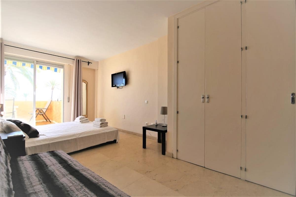 2 chambre Appartement à vendre à Estepona avec piscine - 449 000 € (Ref: 9748237)