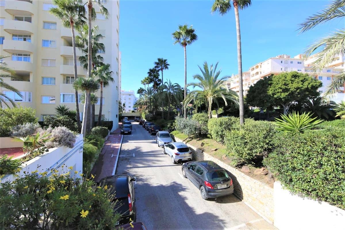 2 chambre Appartement à vendre à Estepona avec piscine - 449 000 € (Ref: 9748237)