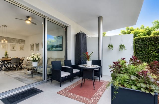 3 sovrum Lägenhet till salu i New Golden Mile, Estepona med pool - 569 000 € (Ref: 9748238)