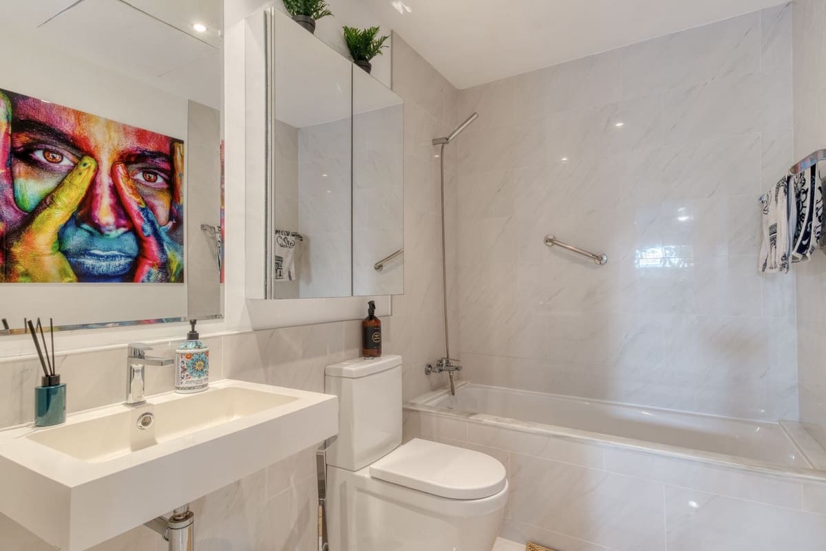3 camera da letto Appartamento in vendita in New Golden Mile con piscina - 569.000 € (Rif: 9748238)