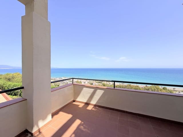 3 sovrum Lägenhet till salu i La Duquesa / Puerto de la Duquesa, Manilva med pool - 499 000 € (Ref: 9762262)