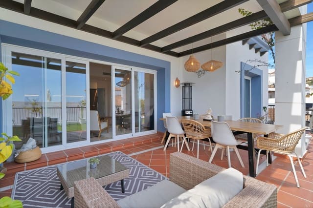 3 quarto Apartamento para venda em El Paraiso, Estepona com piscina - 550 000 € (Ref: 9783279)