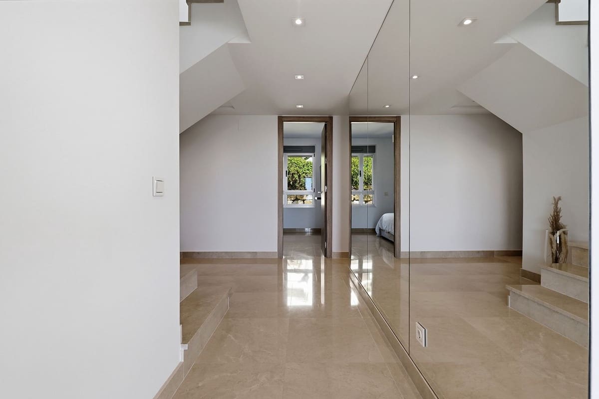 3 makuuhuone Huoneisto myytävänä paikassa Benahavis mukana uima-altaan - 1 200 000 € (Ref: 9783281)