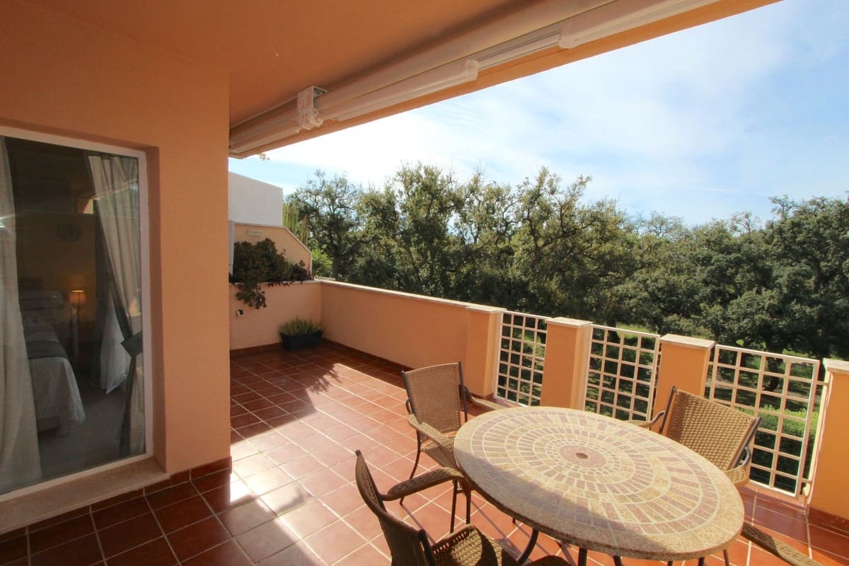 2 slaapkamer Appartement te koop in Elviria met zwembad - € 460.000 (Ref: 9783282)