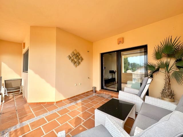 2 soveværelse Lejlighed til salg i Puerto Banus, Marbella med swimmingpool - € 760.000 (Ref: 9783288)