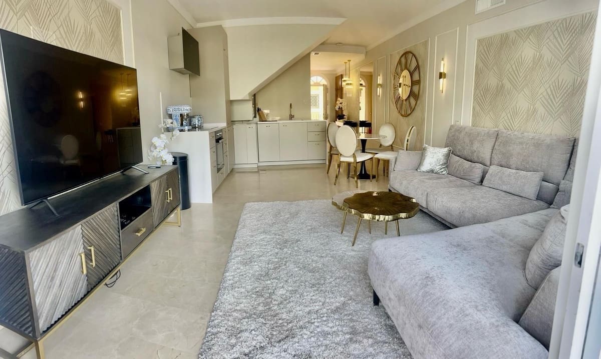 4 makuuhuone Huoneisto myytävänä paikassa Nueva Andalucia mukana uima-altaan - 925 000 € (Ref: 9783289)