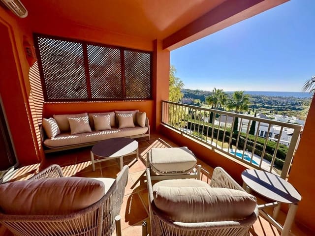 Apartamento de 3 habitaciones en Los Flamingos, Benahavís en venta con piscina - 895.000 € (Ref: 9783293)