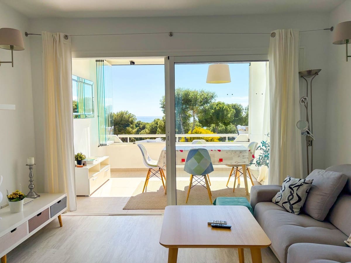 2 sovrum Lägenhet till salu i Miraflores med pool - 375 000 € (Ref: 9783295)