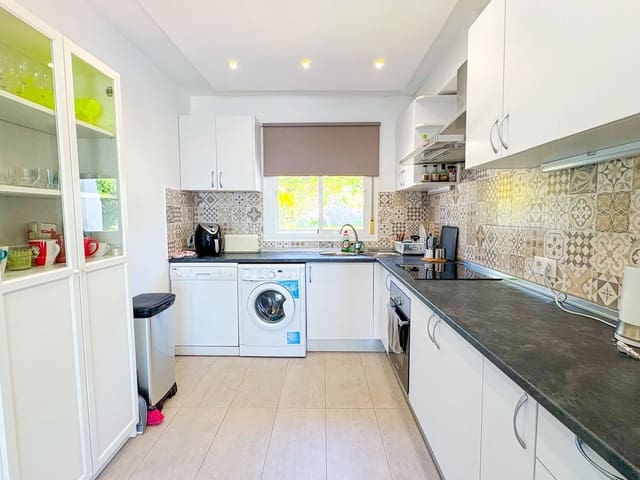 2 sovrum Lägenhet till salu i Miraflores, Mijas med pool - 375 000 € (Ref: 9783295)