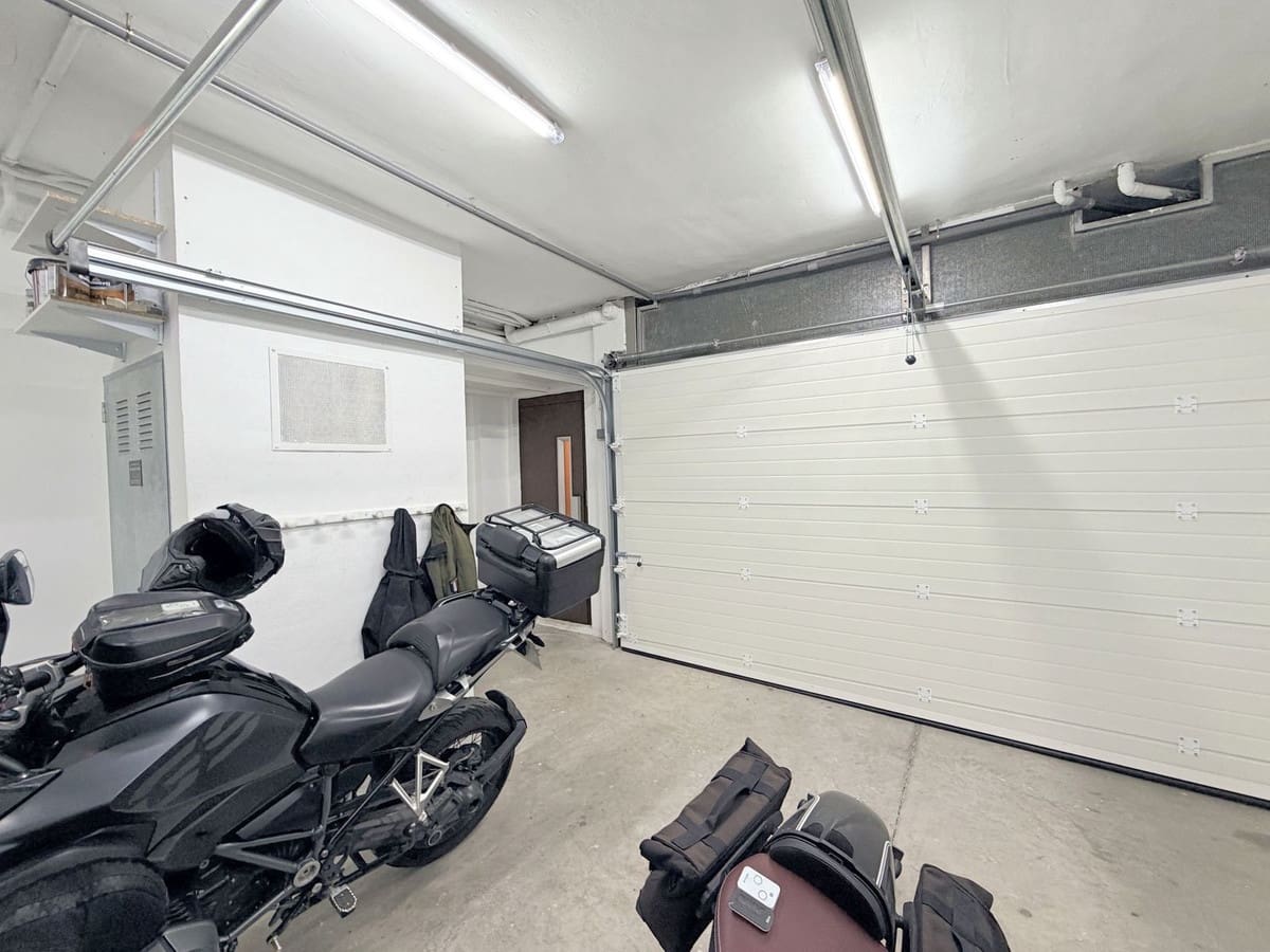 Casa de 3 habitaciones en Estepona en venta con piscina - 550.000 € (Ref: 9783297)