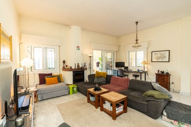 4 chambre Villa/Maison à vendre à Marbesa, Marbella avec piscine - 1 395 000 € (Ref: 9783299)