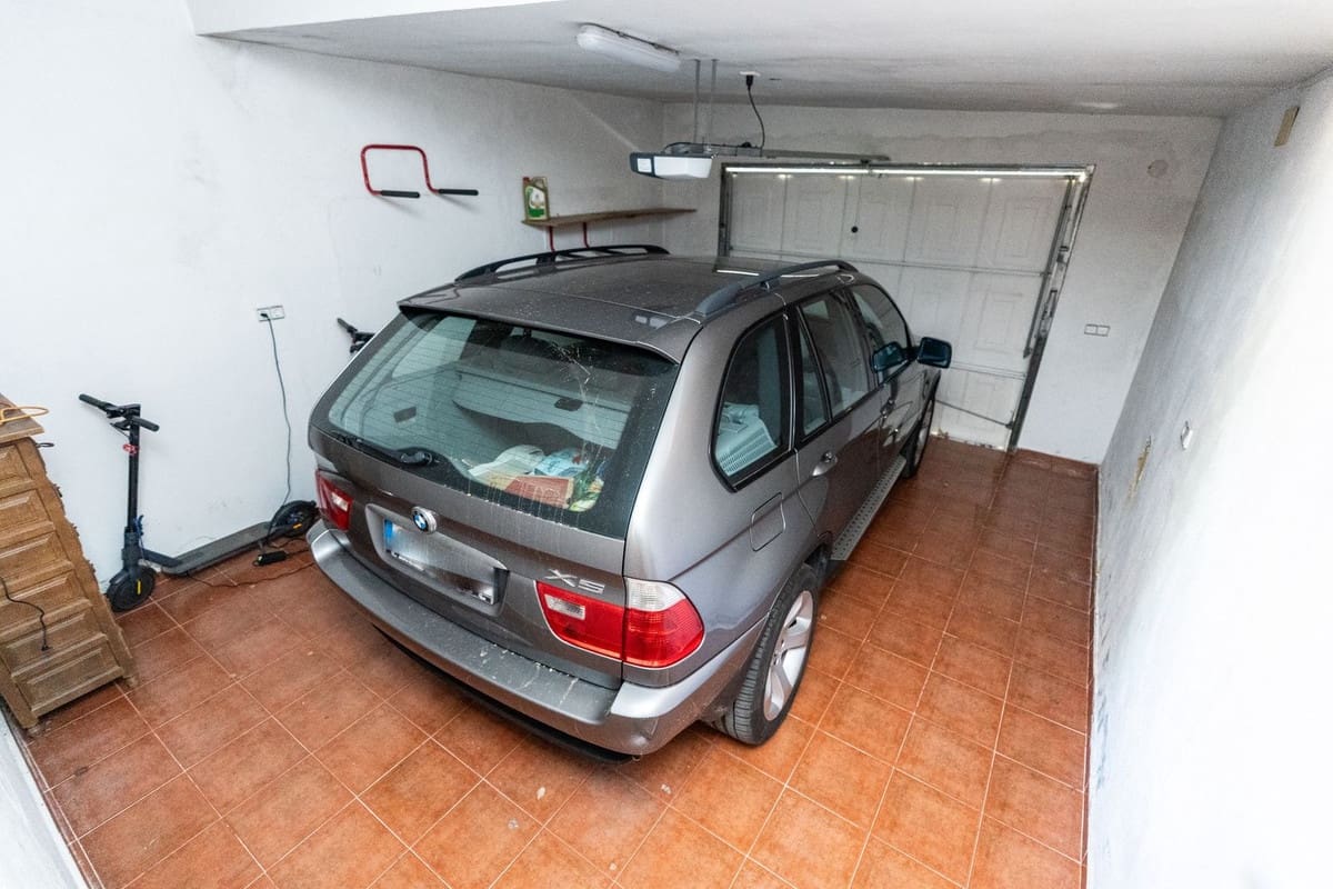 4 bedroom Villa for sale in Marbesa with pool - € 1,395,000 (Ref: 9783299)