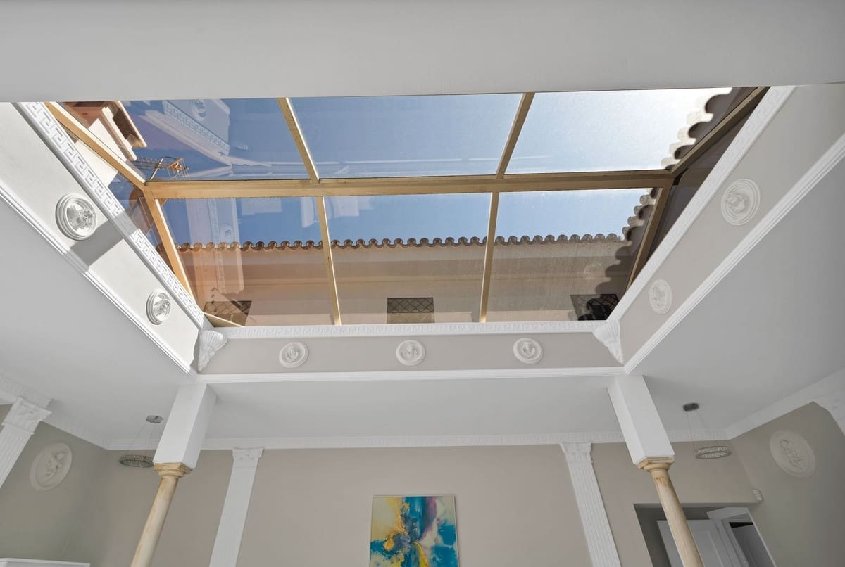 10 soverom Villa til salgs i Marbella - € 2 150 000 (Ref: 9813912)