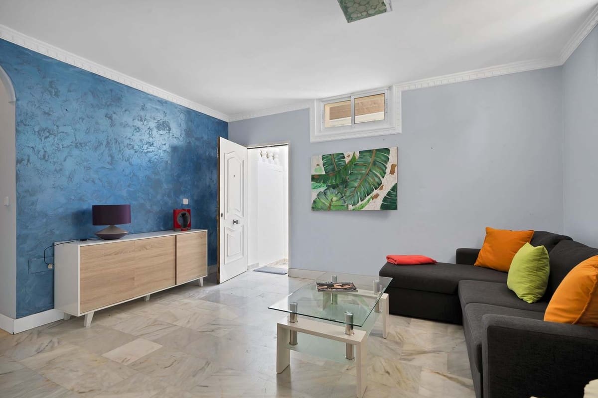 10 slaapkamer Villa te koop in Marbella - € 1.980.000 (Ref: 9813912)