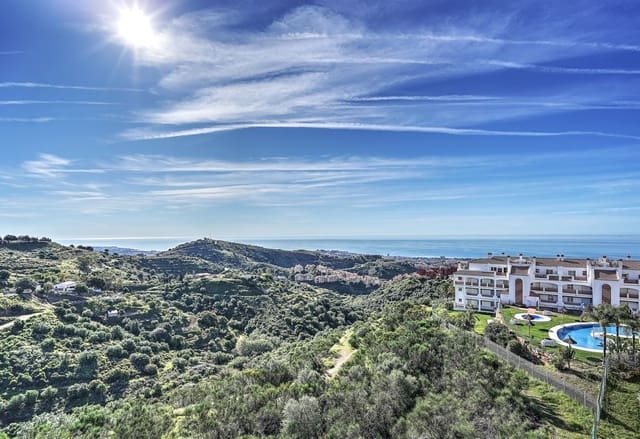 2 camera da letto Attico in vendita in Calahonda, Mijas con piscina - 450.000 € (Rif: 9813919)