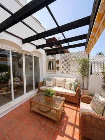 2 slaapkamer Appartement te koop in Parque Central, Estepona met zwembad - € 465.000 (Ref: 9813922)