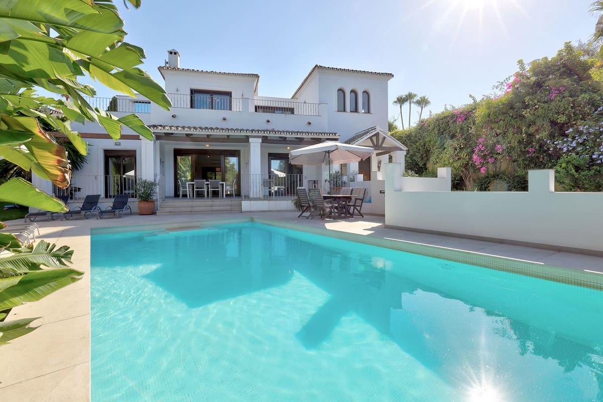 5 camera da letto Villa in vendita in El Rosario con piscina - 2.175.000 € (Rif: 9813925)