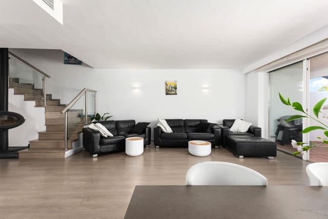 4 sypialnia Dom na sprzedaż w La Quinta, Benahavís - 799 000 € (Ref: 9813926)