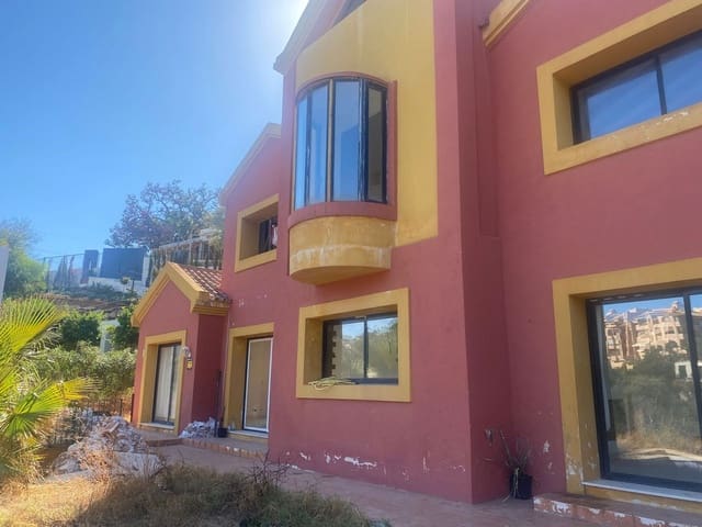 6 makuuhuone Huvila myytävänä paikassa Elviria, Marbella mukana uima-altaan - 1 300 000 € (Ref: 9813927)
