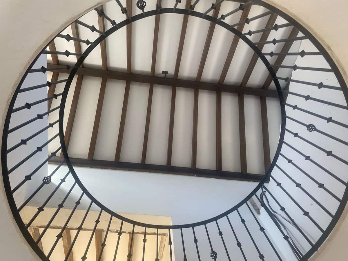 6 makuuhuone Huvila myytävänä paikassa Elviria mukana uima-altaan - 1 300 000 € (Ref: 9813927)