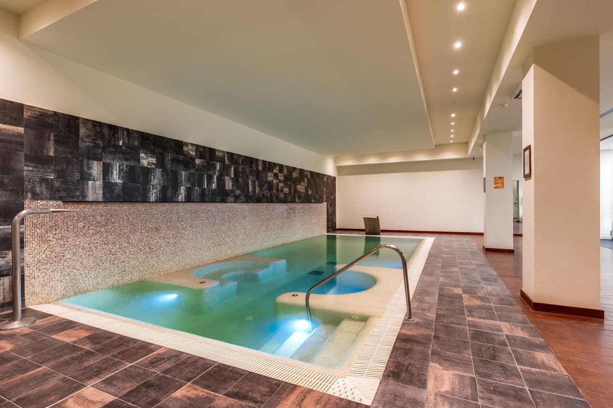 2 slaapkamer Appartement te koop in Atalaya-Isdabe met zwembad - € 449.000 (Ref: 9813929)