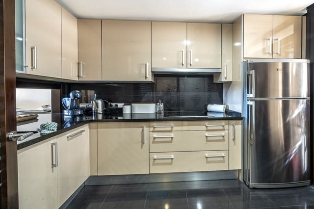 2 quarto Apartamento para venda em Parque Central, Estepona com piscina - 1 050 000 € (Ref: 9823098)
