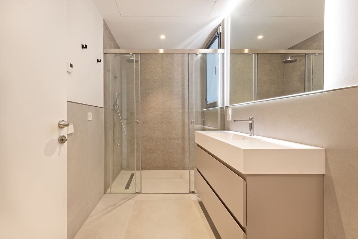 4 bedroom Townhouse for sale in San Pedro de Alcantara with pool - € 1,195,000 (Ref: 9846803)