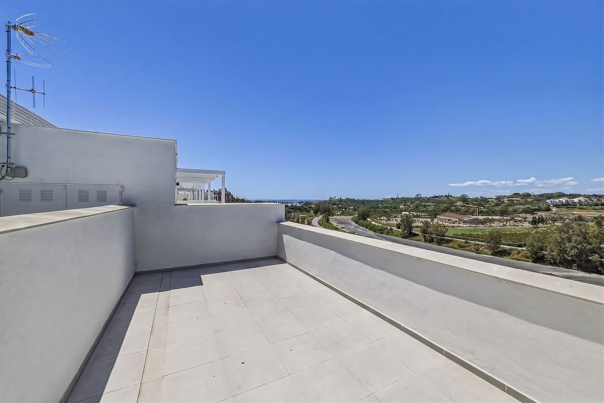 3 bedroom Penthouse for sale in Cancelada with pool - € 520,000 (Ref: 9846804)