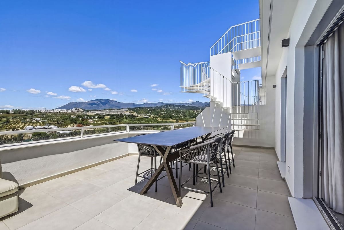3 bedroom Penthouse for sale in Cancelada with pool - € 520,000 (Ref: 9846804)
