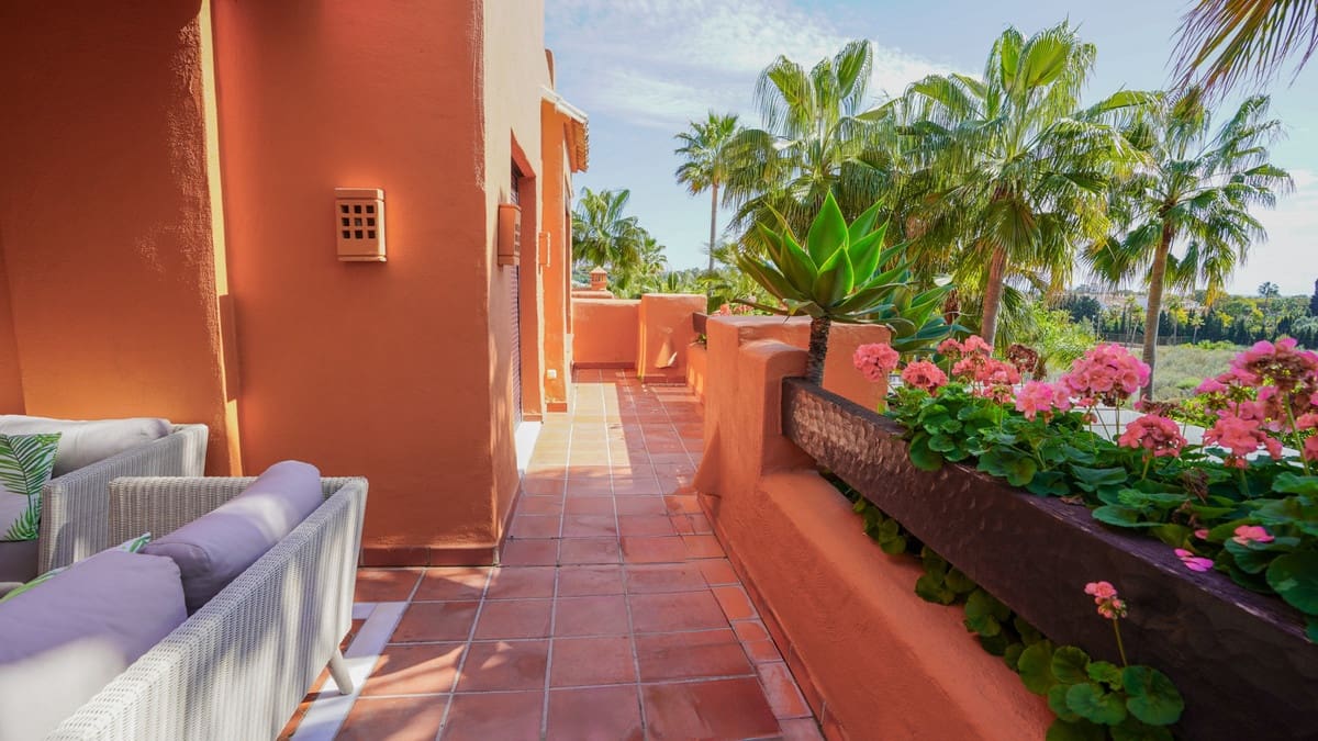 3 camera da letto Attico in vendita in Puerto Banus con piscina - 1.700.000 € (Rif: 9868947)