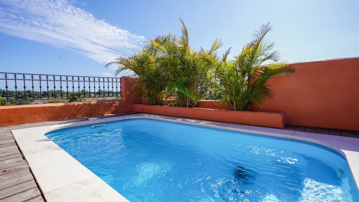 3 camera da letto Attico in vendita in Puerto Banus con piscina - 1.700.000 € (Rif: 9868947)