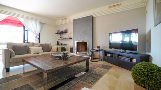 3 camera da letto Attico in vendita in Puerto Banus, Marbella con piscina - 1.700.000 € (Rif: 9868947)