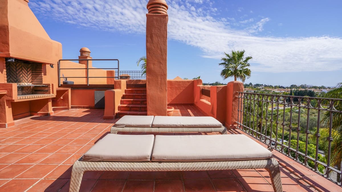 3 camera da letto Attico in vendita in Puerto Banus con piscina - 1.700.000 € (Rif: 9868947)