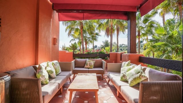 3 camera da letto Attico in vendita in Puerto Banus, Marbella con piscina - 1.700.000 € (Rif: 9868947)