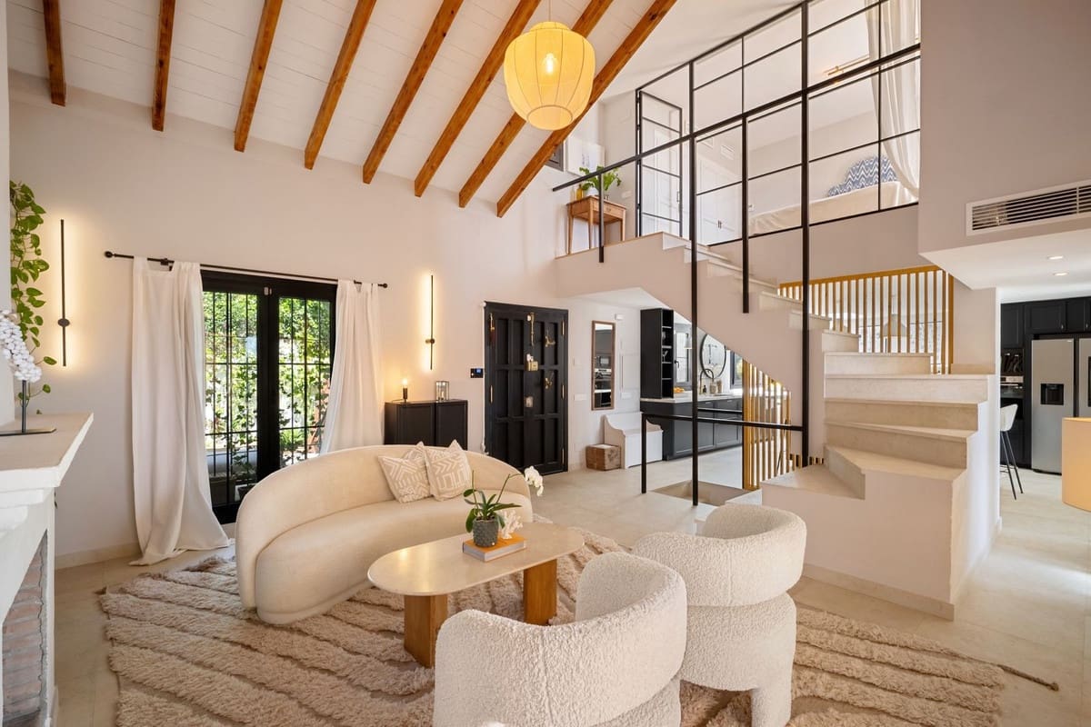 4 soverom Hus til salgs i Marbella med svømmebasseng - € 1 695 000 (Ref: 9868950)