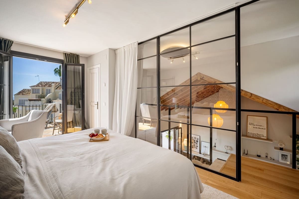 4 soverom Hus til salgs i Marbella med svømmebasseng - € 1 695 000 (Ref: 9868950)