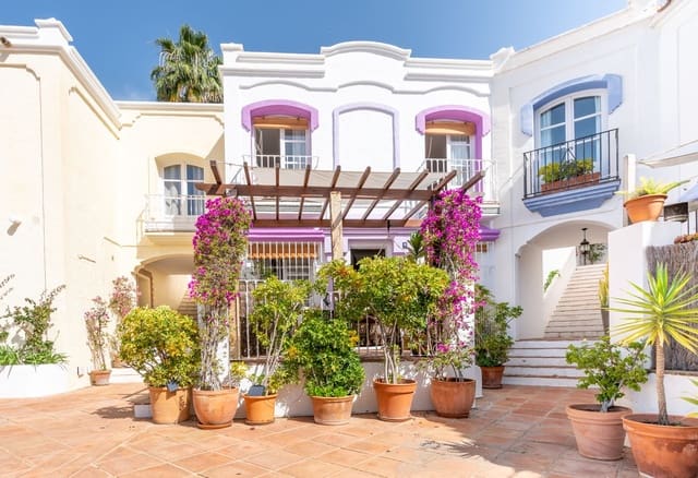 2 sovrum Hus till salu i Benahavís pueblo, Benahavís med pool - 429 000 € (Ref: 9868953)