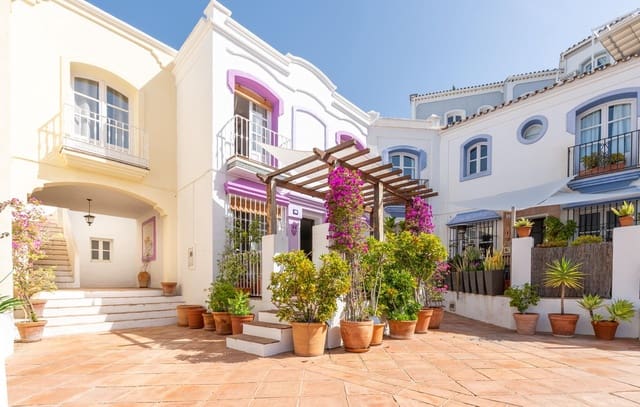 2 sovrum Hus till salu i Benahavís pueblo, Benahavís med pool - 429 000 € (Ref: 9868953)