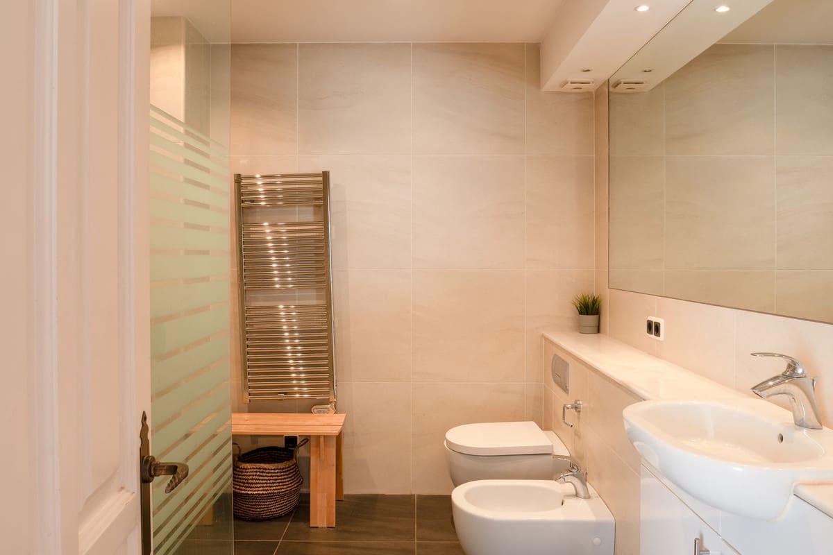 4 slaapkamer Huis te koop in Benahavis met zwembad - € 750.000 (Ref: 9868956)
