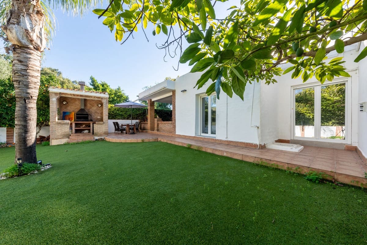 3 slaapkamer Huis te koop in Marbella met zwembad - € 795.000 (Ref: 9868959)