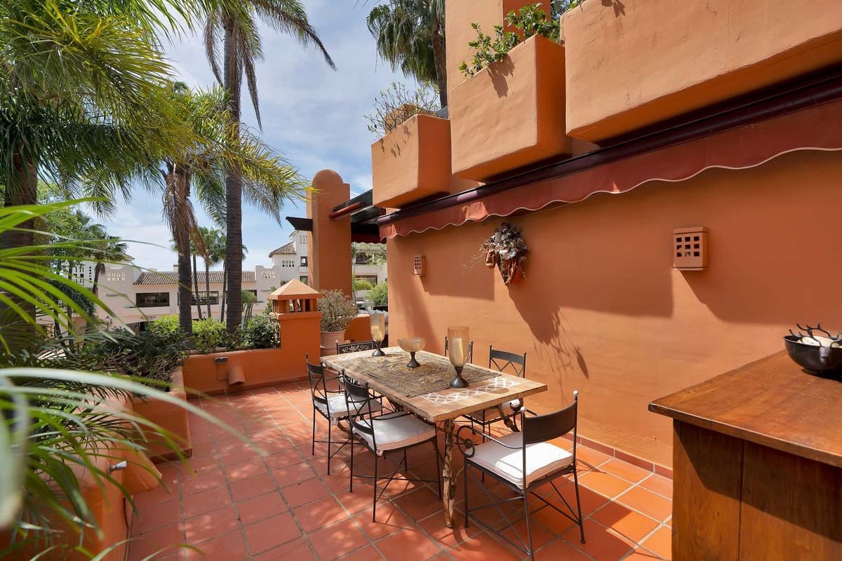 2 camera da letto Attico in vendita in Puerto Banus - 1.695.000 € (Rif: 9868960)