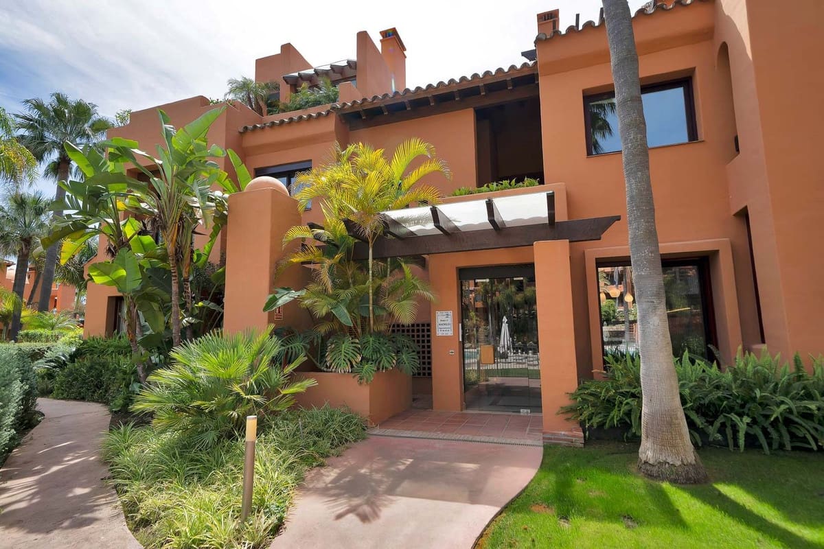 2 camera da letto Attico in vendita in Puerto Banus - 1.695.000 € (Rif: 9868960)