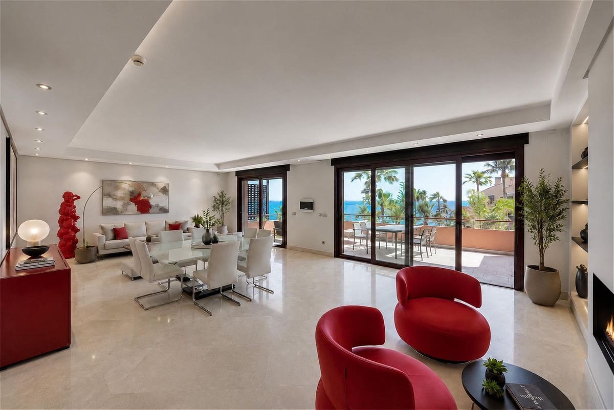 3 slaapkamer Penthouse te koop in Puerto Banus met zwembad - € 3.500.000 (Ref: 9868961)