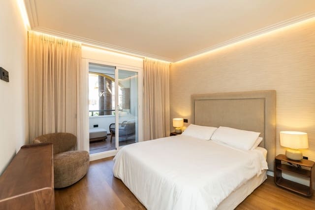 2 quarto Apartamento para arrendar em La Carolina - Guadalpín, Marbella com piscina garagem - 2 750 € (Ref: 9873771)