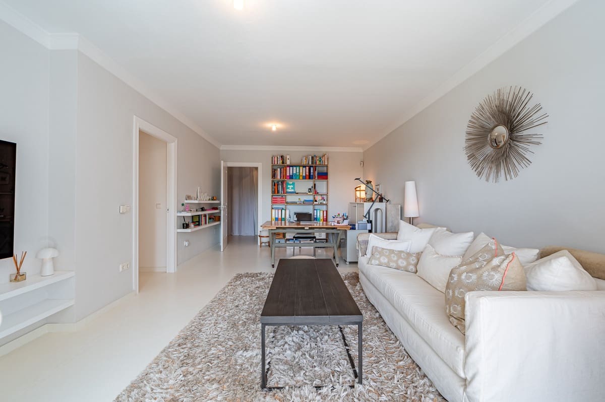 3 soverom Hus til salgs i Golden Mile med svømmebasseng - € 1 350 000 (Ref: 9920671)